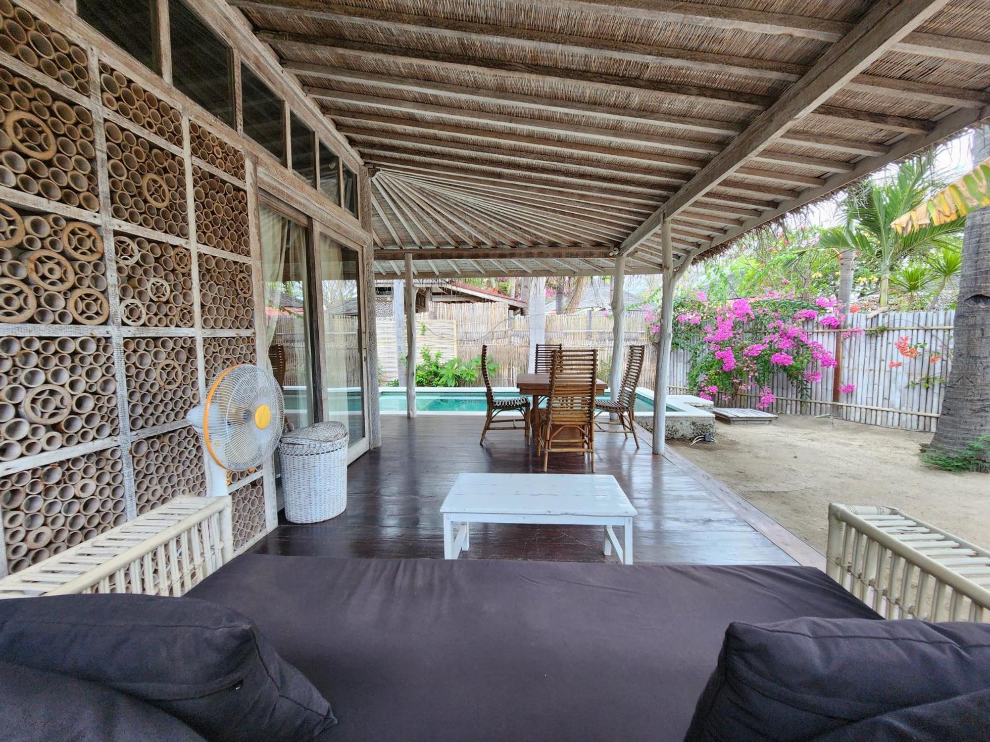 Bamboo Lodge Quần đảo Gili Ngoại thất bức ảnh